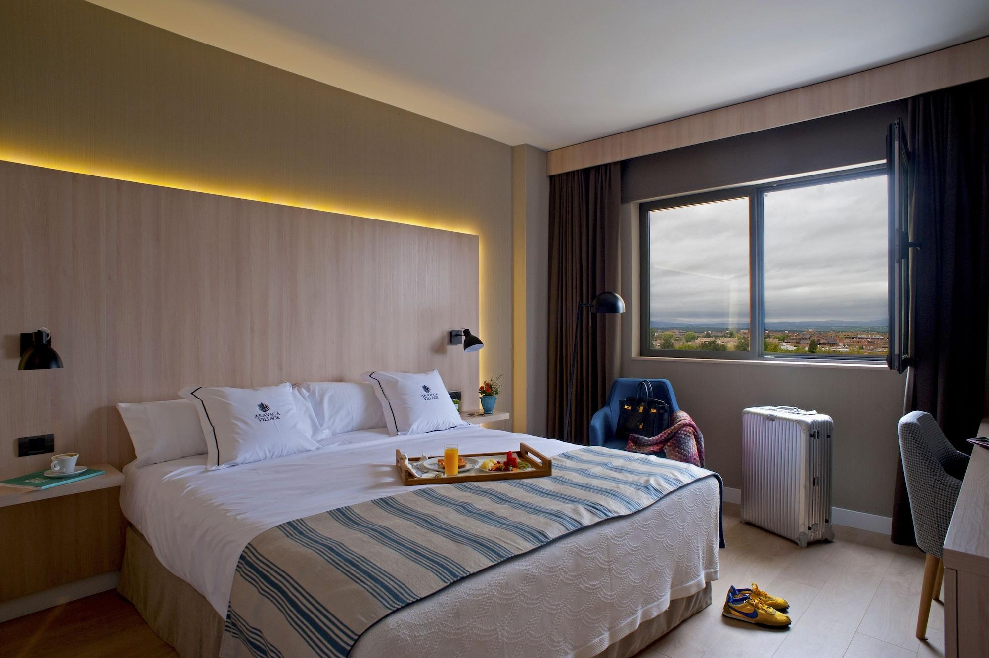 Aravaca Village Hotel Madrid Exterior photo